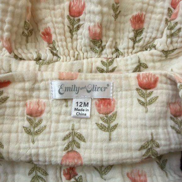 Adorable Floral Baby Set with Ruffles - Picture 7 of 7